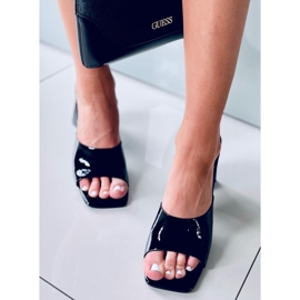 Meryl Sandália preta com salto preto 2