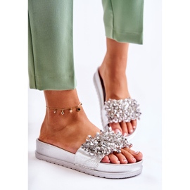 PG1 Chinelos femininos na plataforma com ornamentos de prata Almina 1