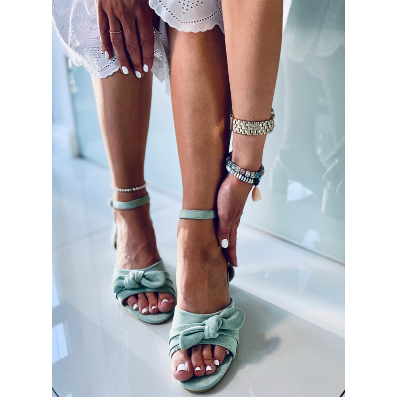 Sandália de salto alto Giselle Green. verde 1