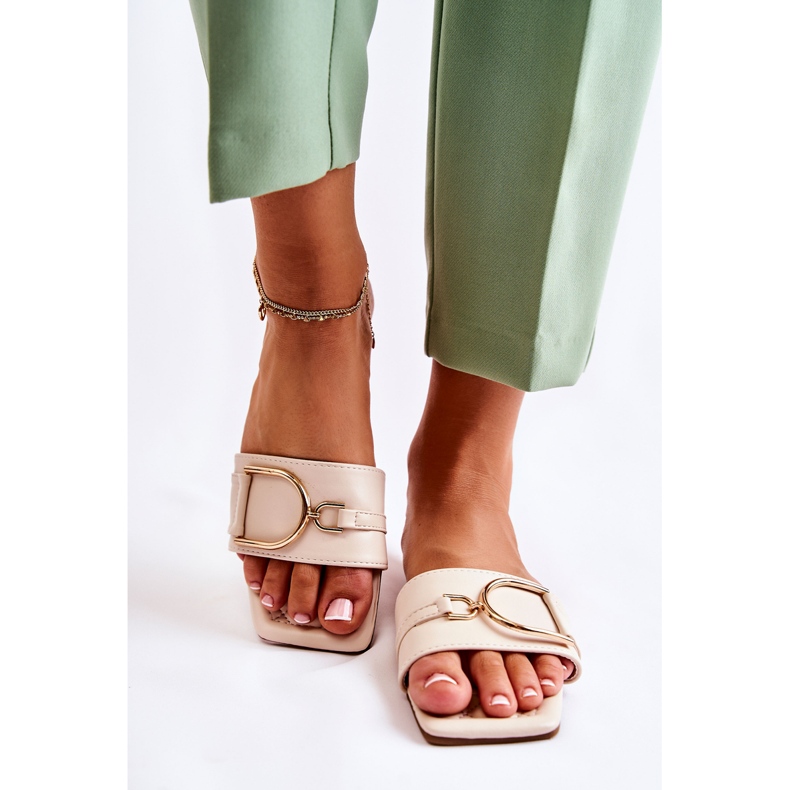 PG2 Chinelos femininos de couro clássico com decoração bege Shilla dourado 1