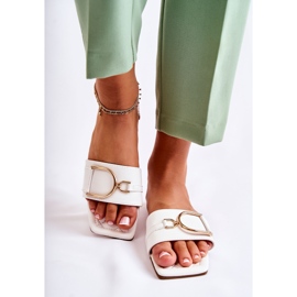 PG2 Chinelos femininos de couro clássico com decoração Shilla branca branco dourado 2