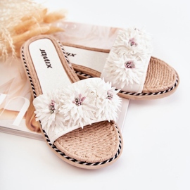 WJ1 Chinelos femininos com flores de tecido Susana branca branco 2 WJ1 Chinelos femininos com flores de tecido Susana branca branco 2