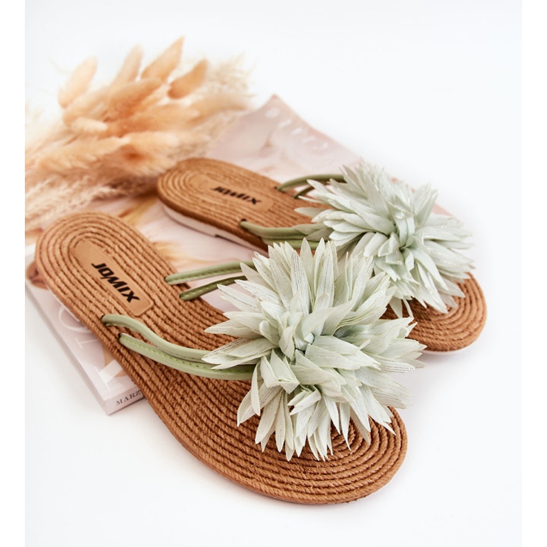 Chinelos femininos com enfeite de tecido verde Eviana 1