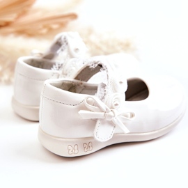 Bailarinas infantis brancas com velcro e renda branco 4