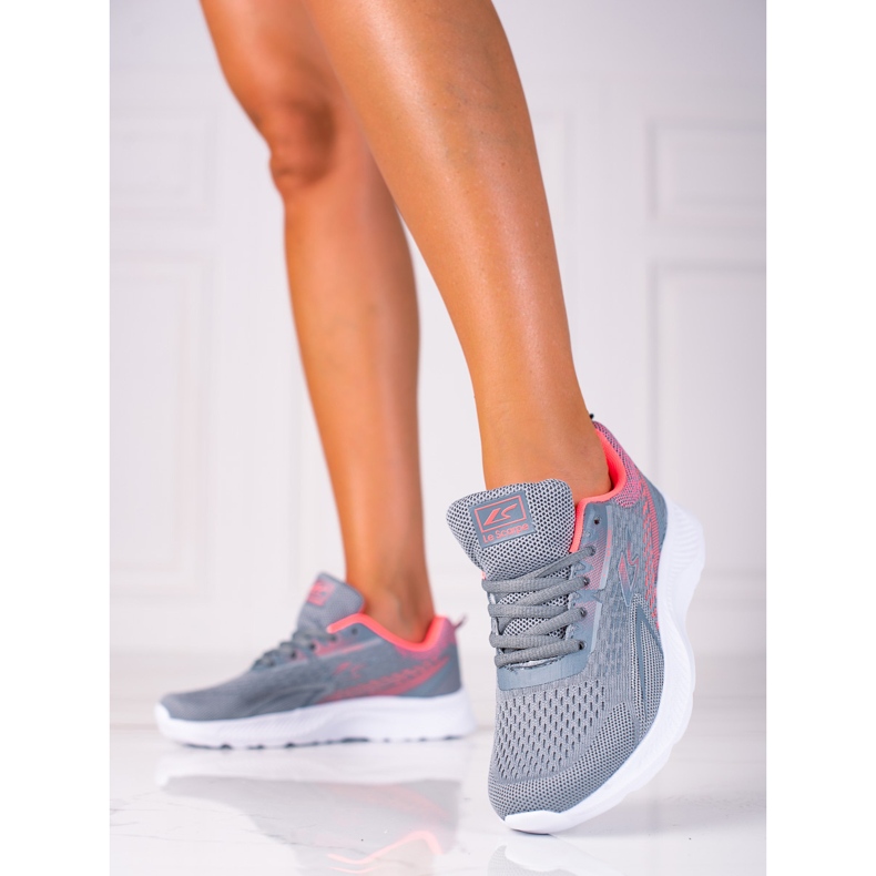 Tênis esportivo SHELOVET cinza claro com cadarço com sola branca 1