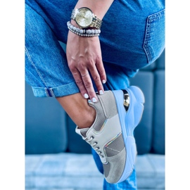 Tênis esportivo com salto de cunha Toni Khaki escondido verde 1