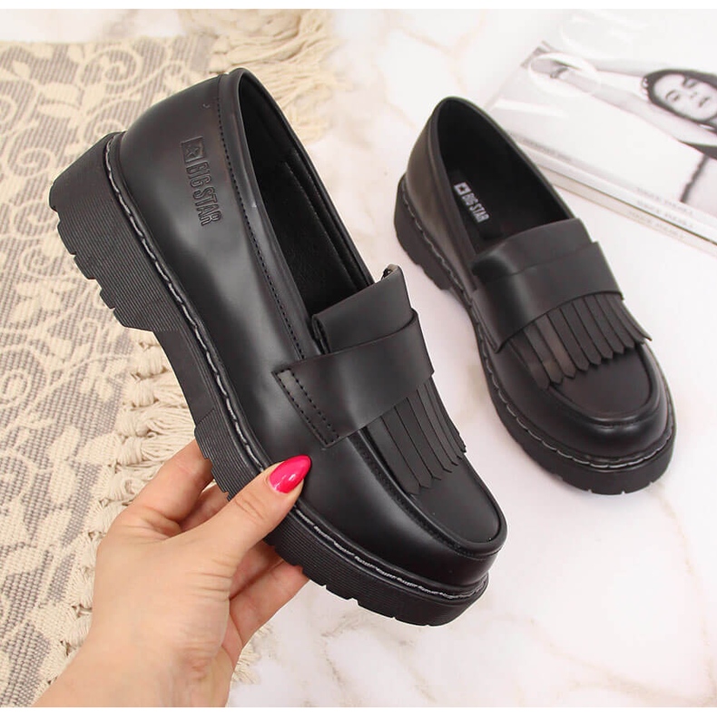 Sapatos femininos pretos na plataforma com franjas Big Star II274100 2