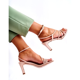 WS1 Sandálias Clássicas Lacadas de Salto Alto Bege Milani 6