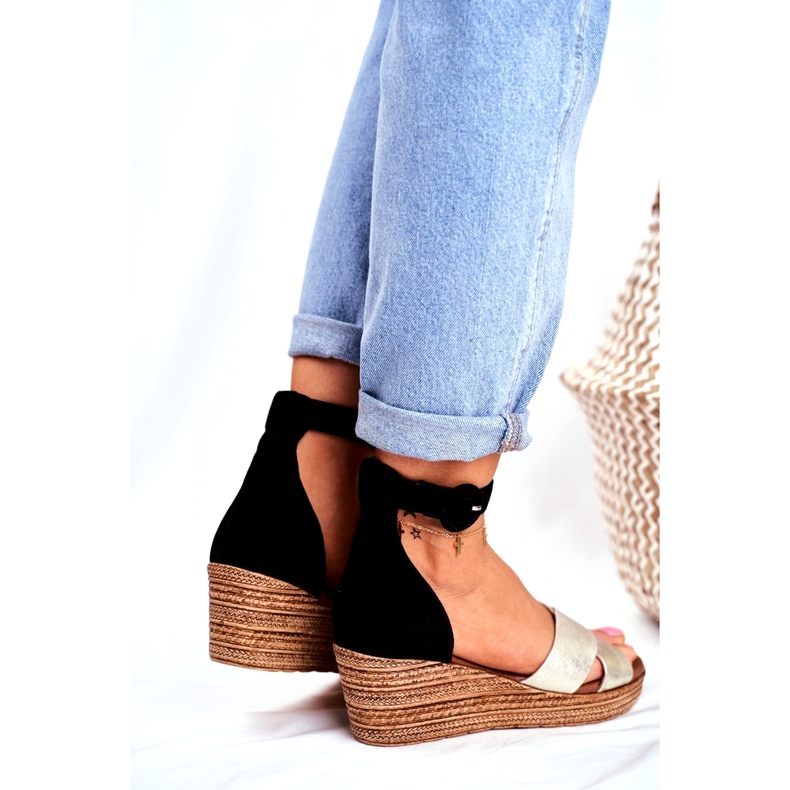 Sandálias femininas maciejka couro camurça preta 04565-25 preto dourado 4