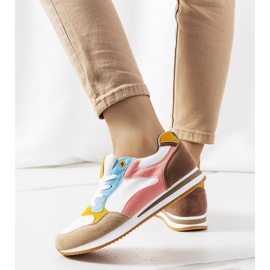 Tênis feminino branco e marrom Kindler castanho rosa 1