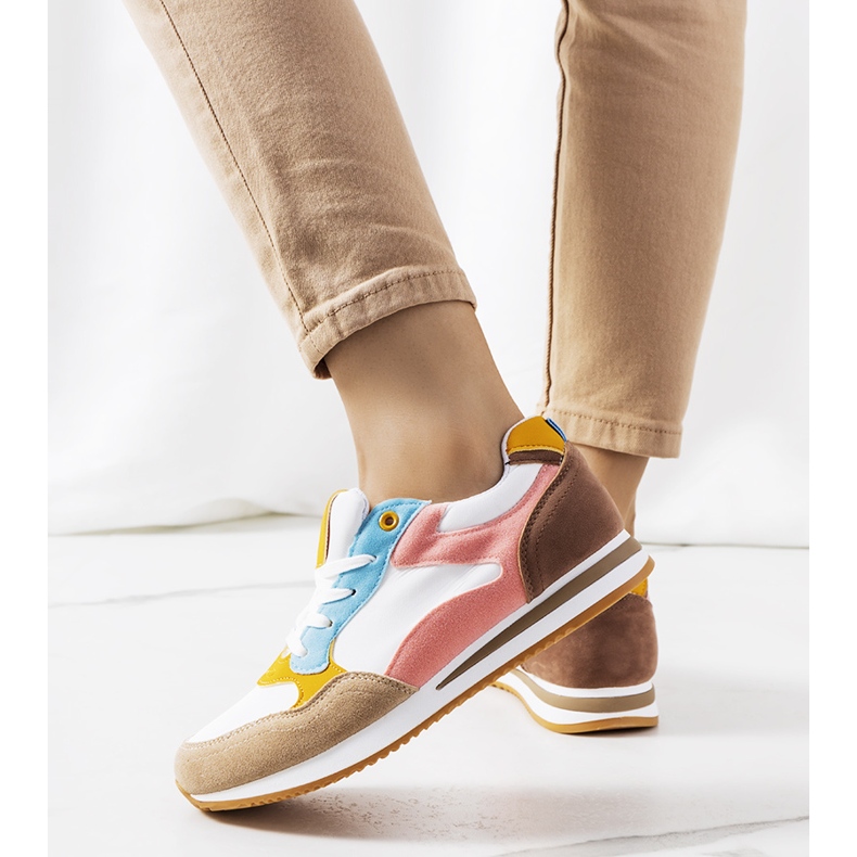 Tênis feminino branco e marrom Kindler rosa 1