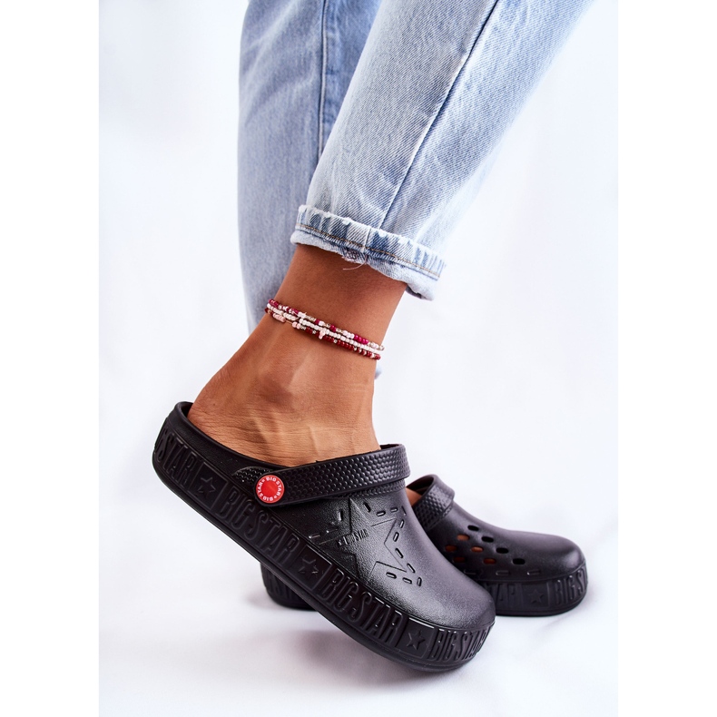 Chinelos leves femininos Kroks Big Star II275001 preto 1