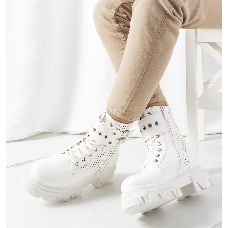 Botins brancos com sola trapezoidal Rubeo 1 Botins brancos com sola trapezoidal Rubeo 1