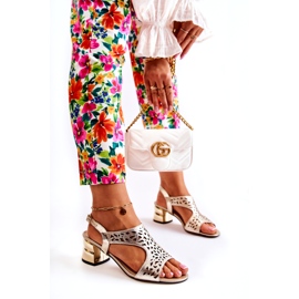 PA2 Sandálias de couro a céu aberto de salto alto Golden Salvio dourado 3