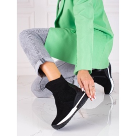 Botas esportivas femininas Vinceza em uma plataforma preta preto 2