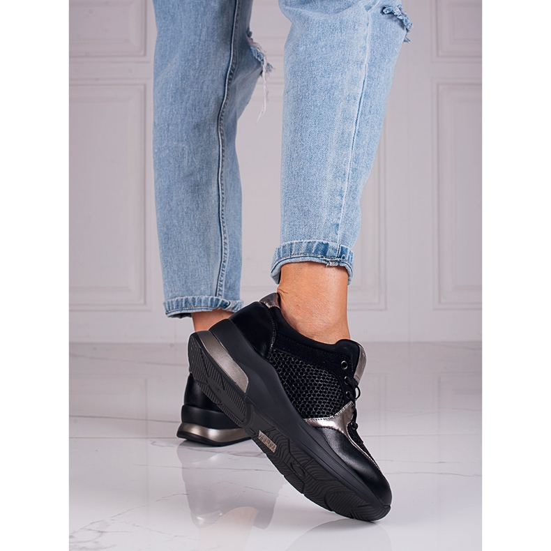 Tênis pretos estilosos Vinceza 1