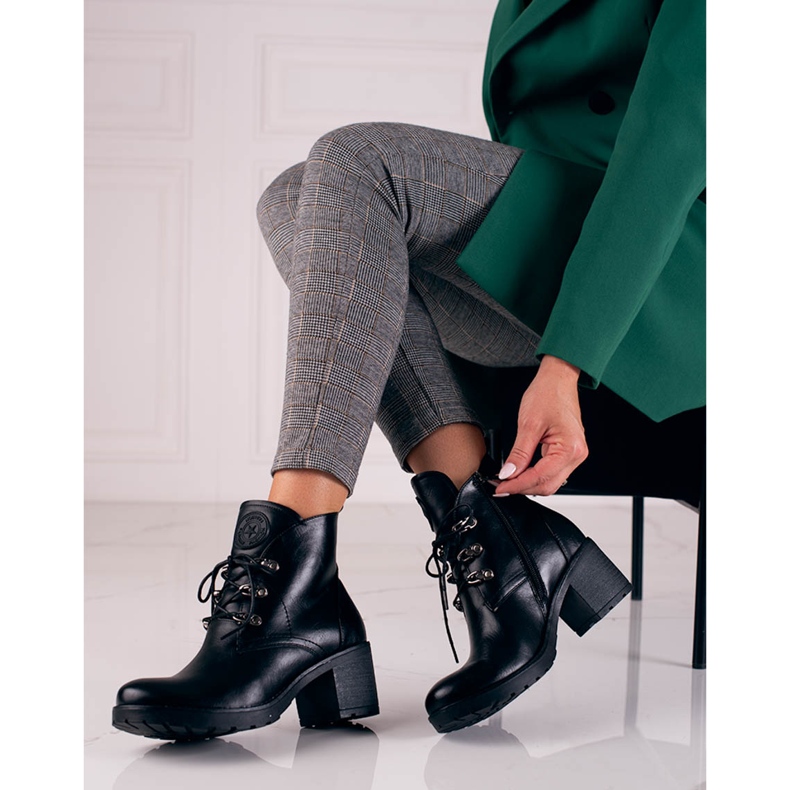 W. Potocki Salto preto Potocki feminino 2