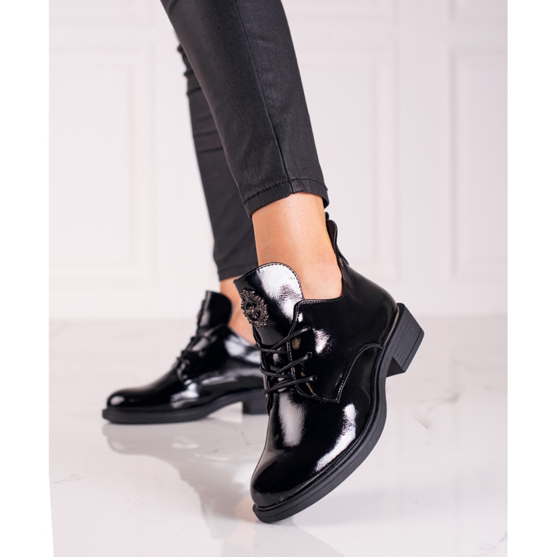 Botas pretas elegantes Vinceza envernizadas preto 1