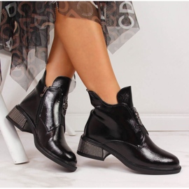 Botas femininas pretas Filippo em bloco decorativo preto 1