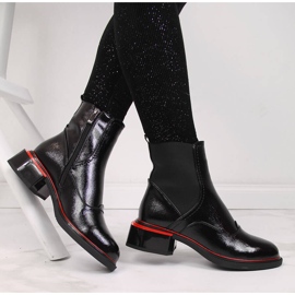 Botas femininas Jodhpur de couro envernizado Filippo preto 1