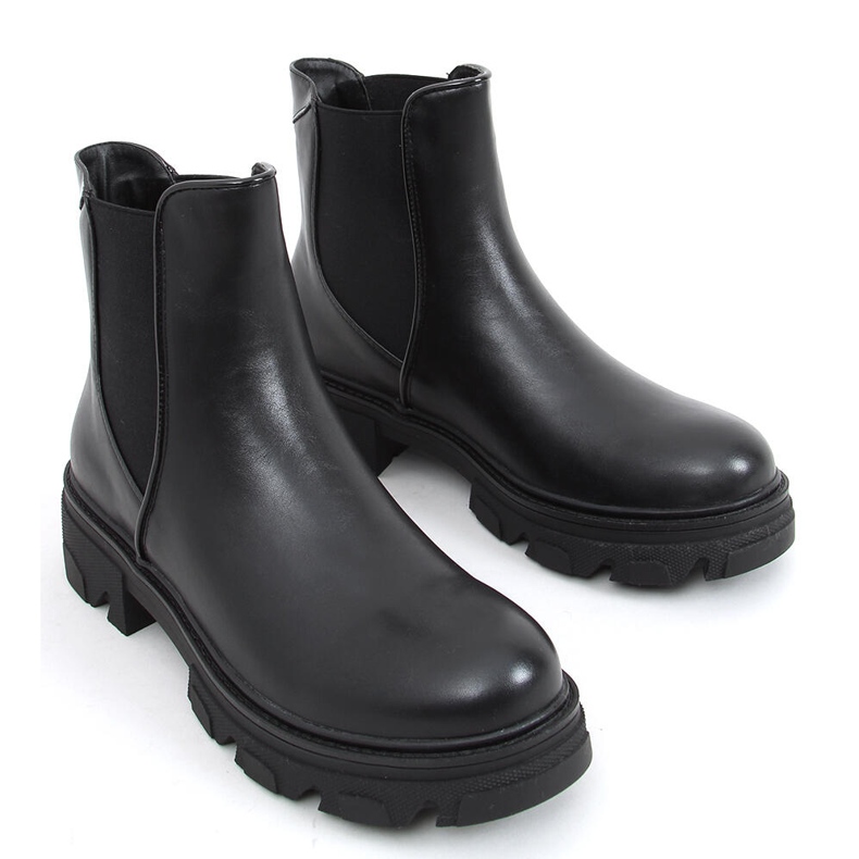Bota Chelsea de salto alto Finn Black preto 2