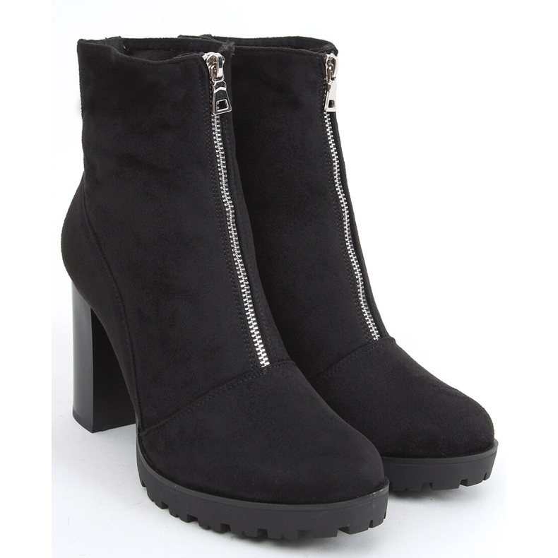 Andrea Black salto alto preto 1