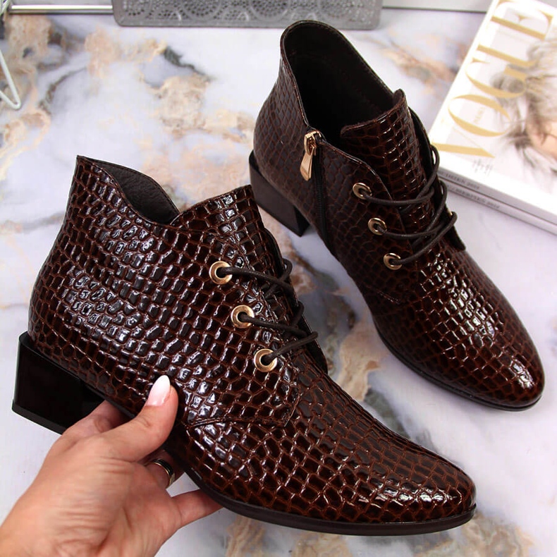 Sapatos de couro envernizado para mulheres, couro envernizado pele de cobra Vinceza castanho 1