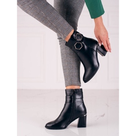 T.Sokolski Botas femininas Sokolski pretas em um poste largo preto 1