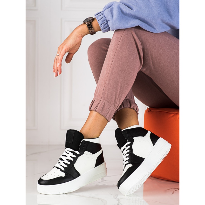 Tênis cano alto Shelovet preto e branco de mulher 1