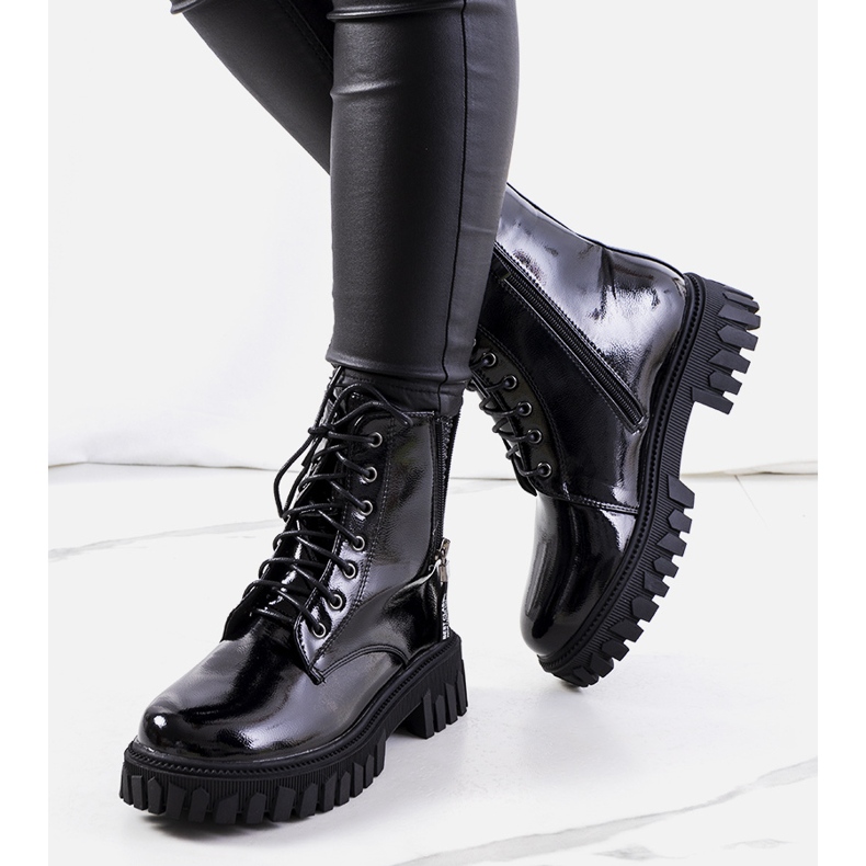 Botas Inark lacadas a preto 1