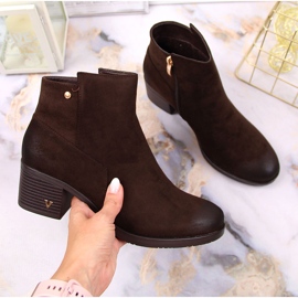 Botas femininas no poste de camurça marrom Potocki castanho 1