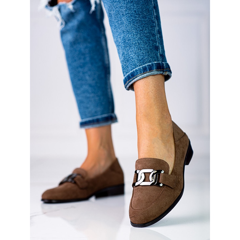 Mocassins femininos elegantes com corrente marrom Vinceza castanho 1