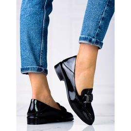 Mocassins femininos clássicos com corrente Vinceza preto 1