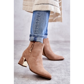 PS1 Botas de camurça em poste com decoração Erine bege 1 PS1 Botas de camurça em poste com decoração Erine bege 1