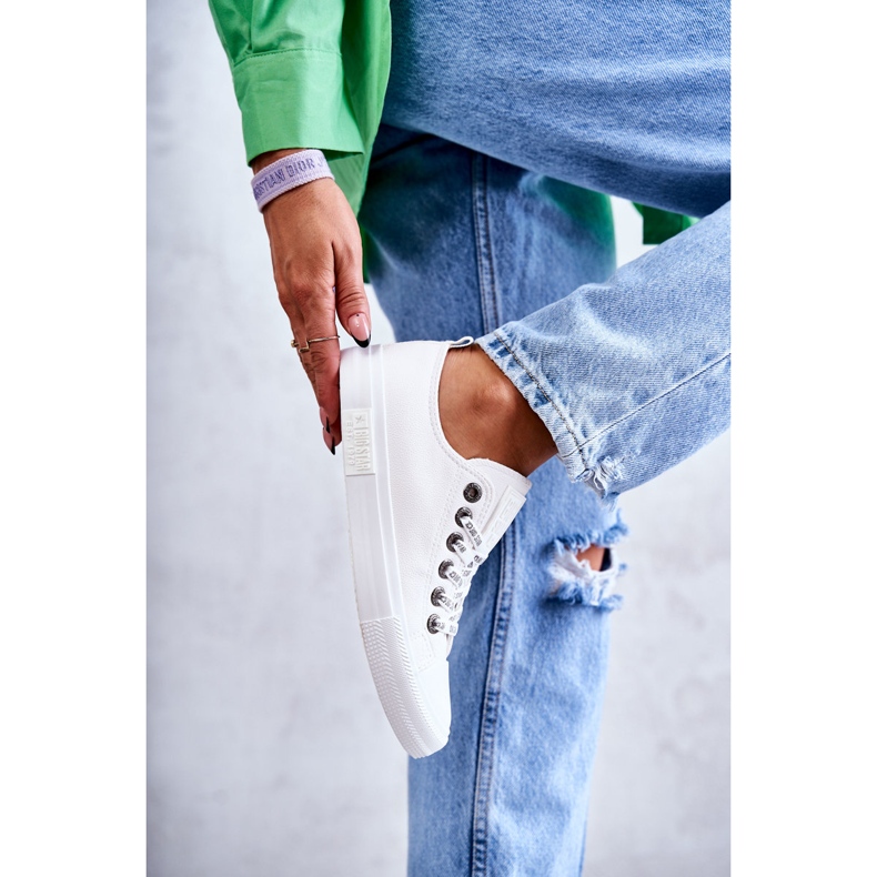 Tênis feminino de couro Big Star KK274105 branco 2