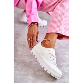 Tênis Lacado da Moda Big Star KK274045 Branco 1