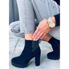 Botas no poste e plataforma Ase Black preto 1 Botas no poste e plataforma Ase Black preto 1