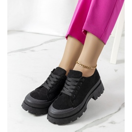 Tênis preto na plataforma Dearth 1