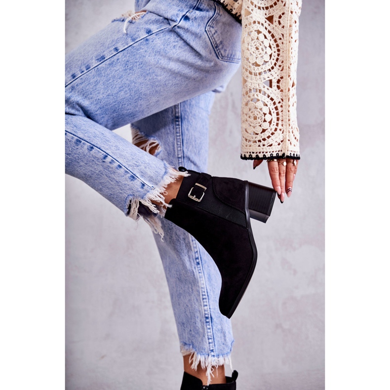 PS1 Botas pretas de camurça em um poste preto Vannes 2 PS1 Botas pretas de camurça em um poste preto Vannes 2