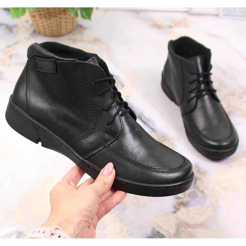 Łukbut Botas de couro pretas com isolamento confortável para mulheres Lukbut 675 preto 1