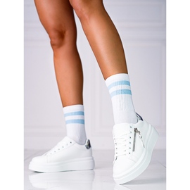 Tênis feminino branco na plataforma Shelovet com zíper decorativo 2