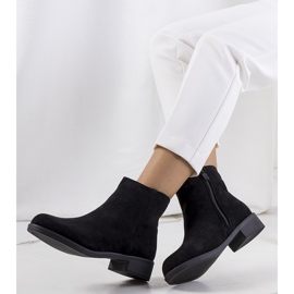 Botas pretas da Tereza preto 1