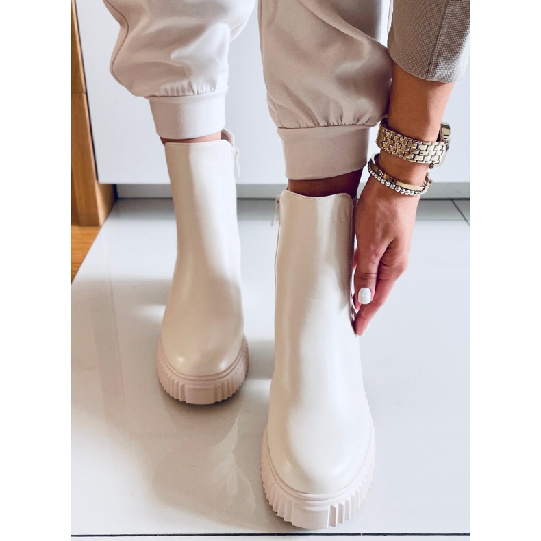 Botas Chelsea Janet Bege 1 Botas Chelsea Janet Bege 1