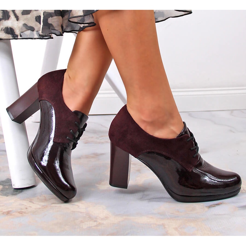 Sapatos de jazz femininos em um poste marrom Jezzi vermelho multicolorido 1