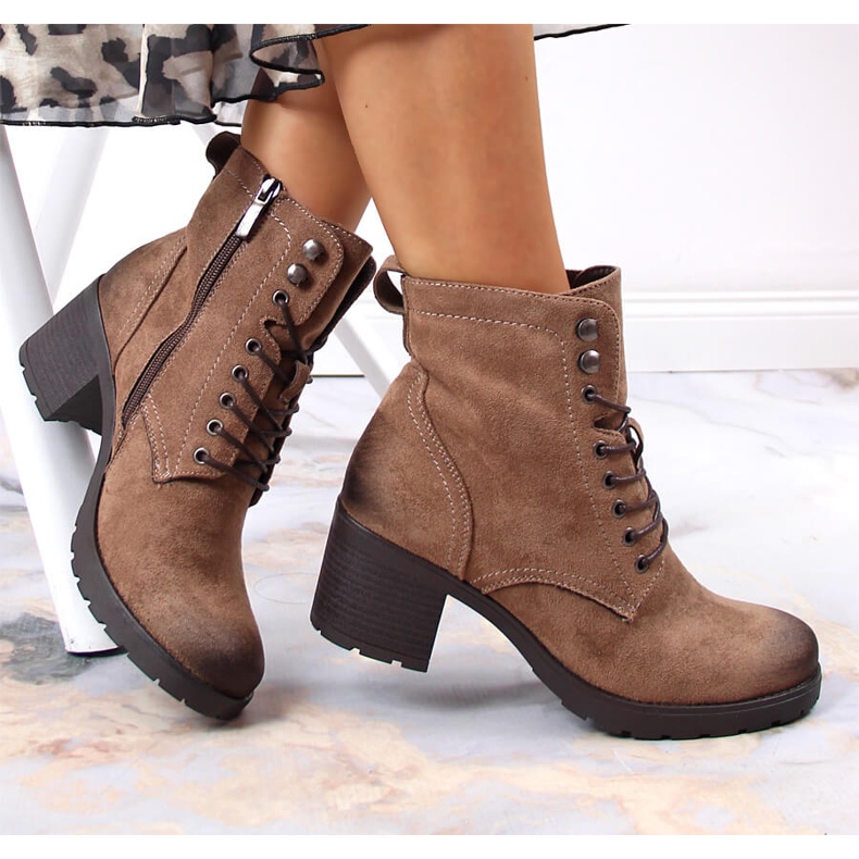 Botas quentes de mulher em camurça castanha Potocki castanho 1