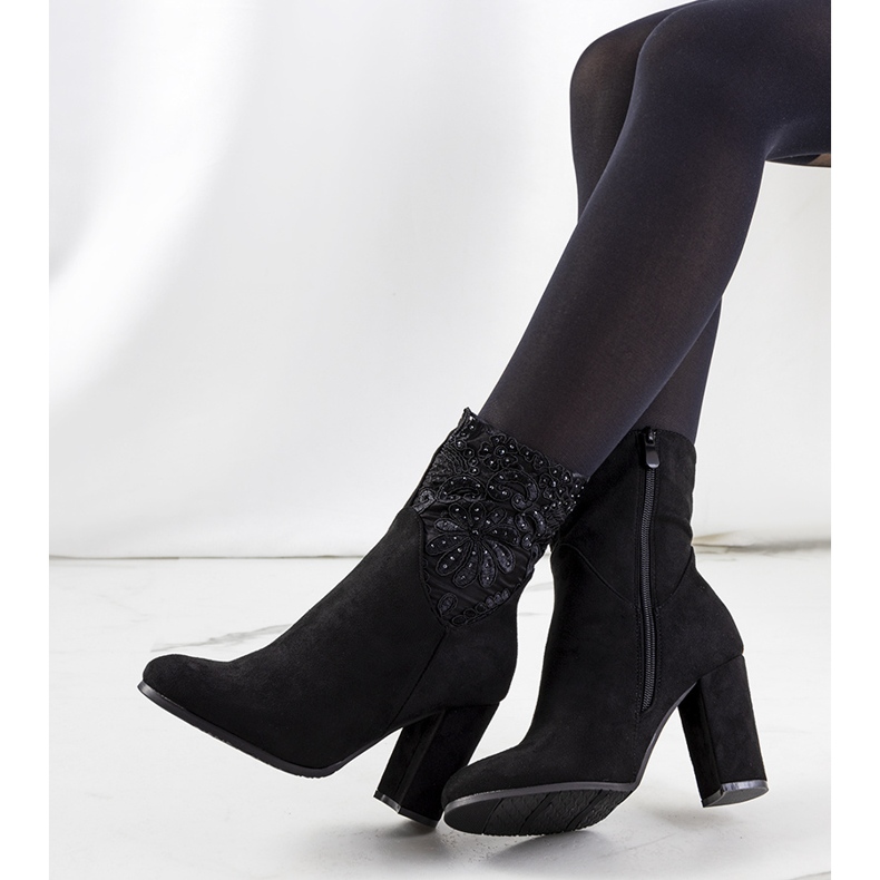 Salto alto preto Onryx 2