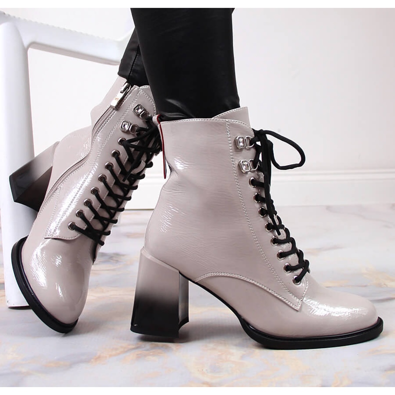 S.Barski Botas lacadas em poste, cinza quente S. Barski 1