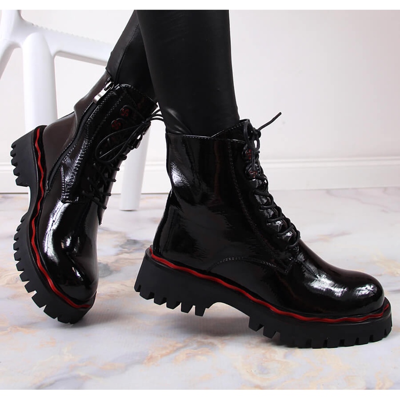 S.Barski Botas isolantes de couro envernizado pretas por S. Barski preto 1