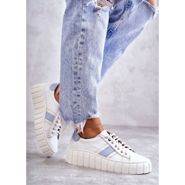 Tênis esportivo feminino de couro amarrado branco e azul Ariva 1