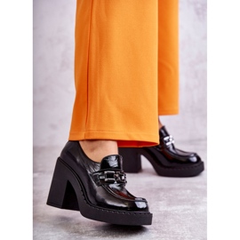 Sapatos lacados num enorme poste Black Jaime preto 1